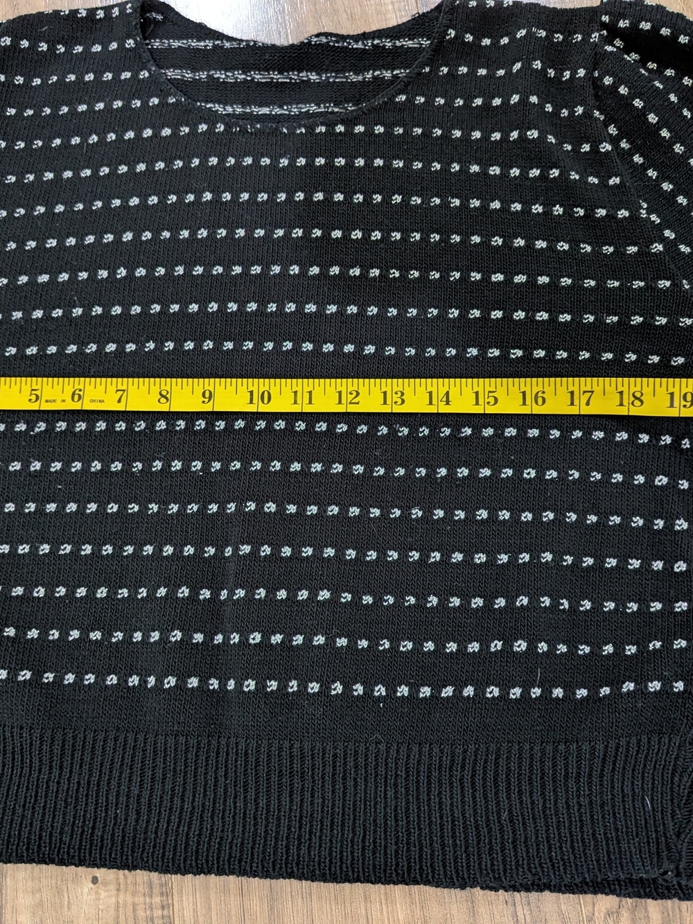 Vintage Union Made Black & Silver Sweater - Picture 8 of 10